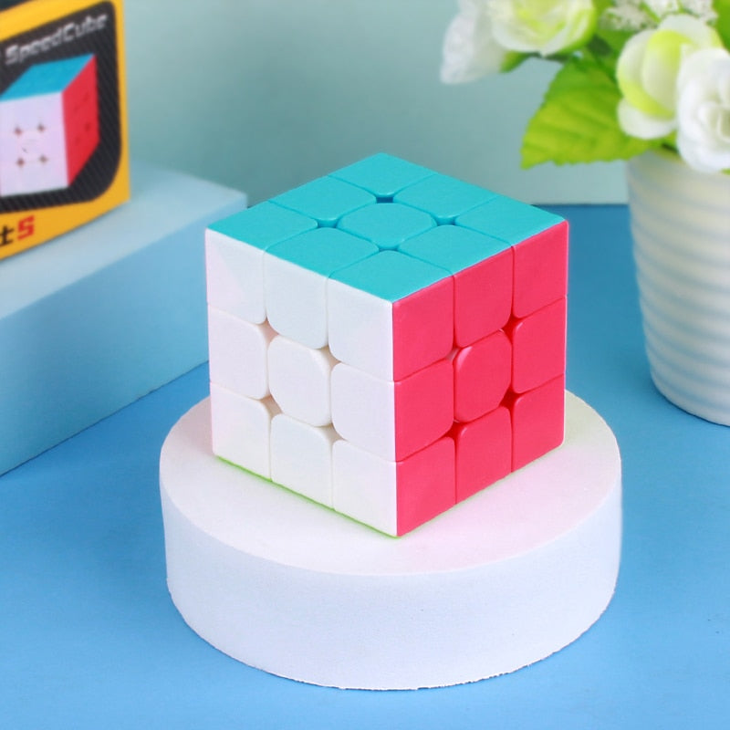 qiyi Sail W 3x3 Professional Magic Cube Stickerless Warrior S Speed Puzzles Cubo Magico cube hungarian Toy For kids